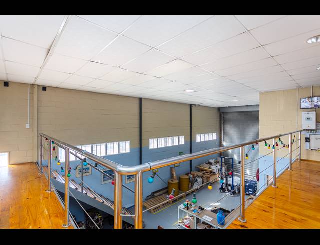 398M² BUILDING FOR SALE IN MARCONI BEAM INDUSTRIA
